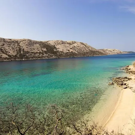 Sea View With Kitchen, Balcony& Aircon *