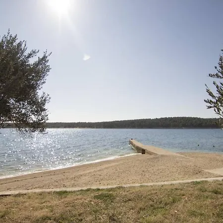 Sea View With Kitchen, Balcony& Aircon *